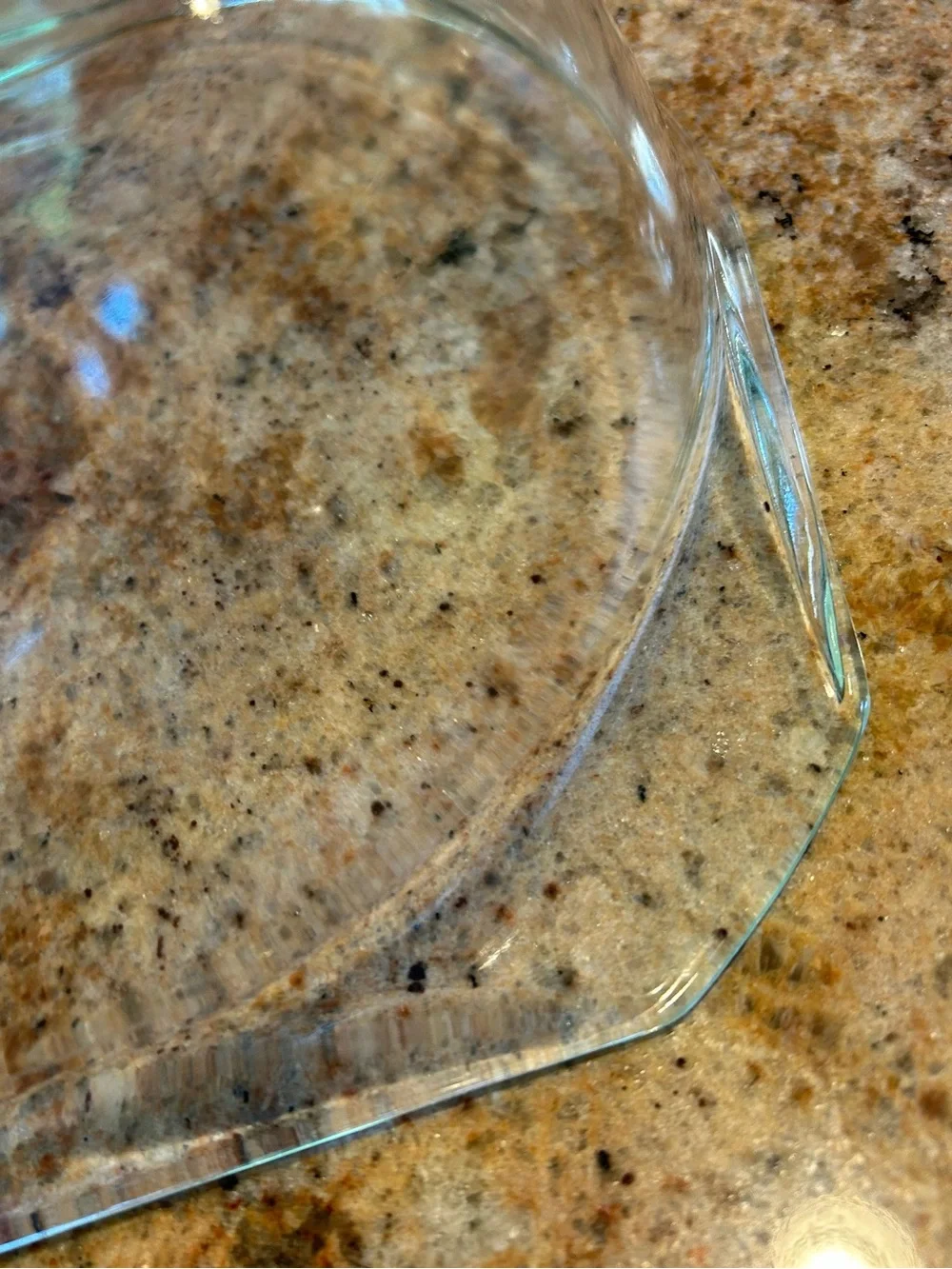PYREX TRADE MARK 3 Qt Clear Glass Mixing Bowl w/pour handles. 12 cups 11”x12”.